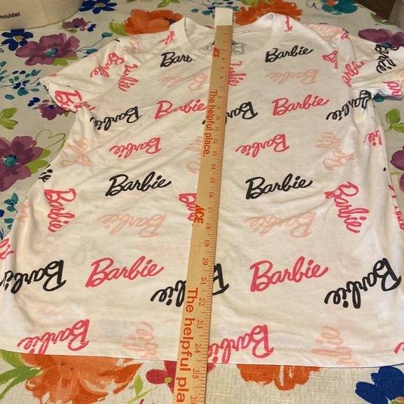 Barbie T-shirt - Picture 7 of 9